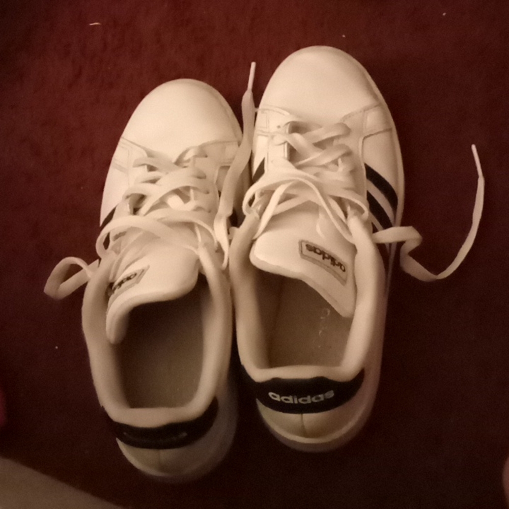 Shoe